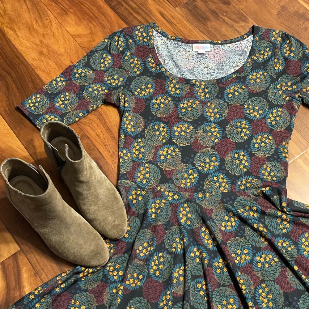 LulaRoe Nicole dress